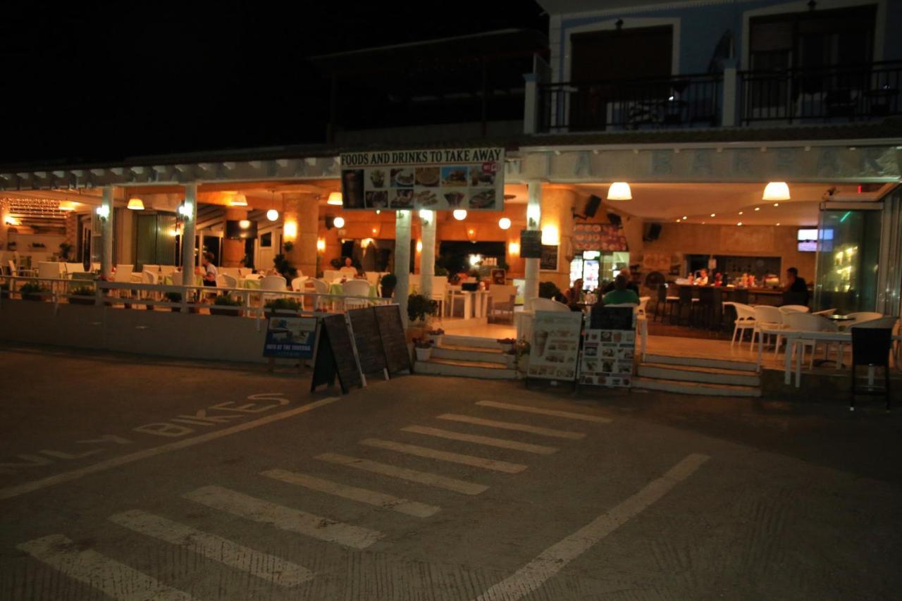 Perivólion Santa Barbara Lakis Apartments מראה חיצוני תמונה